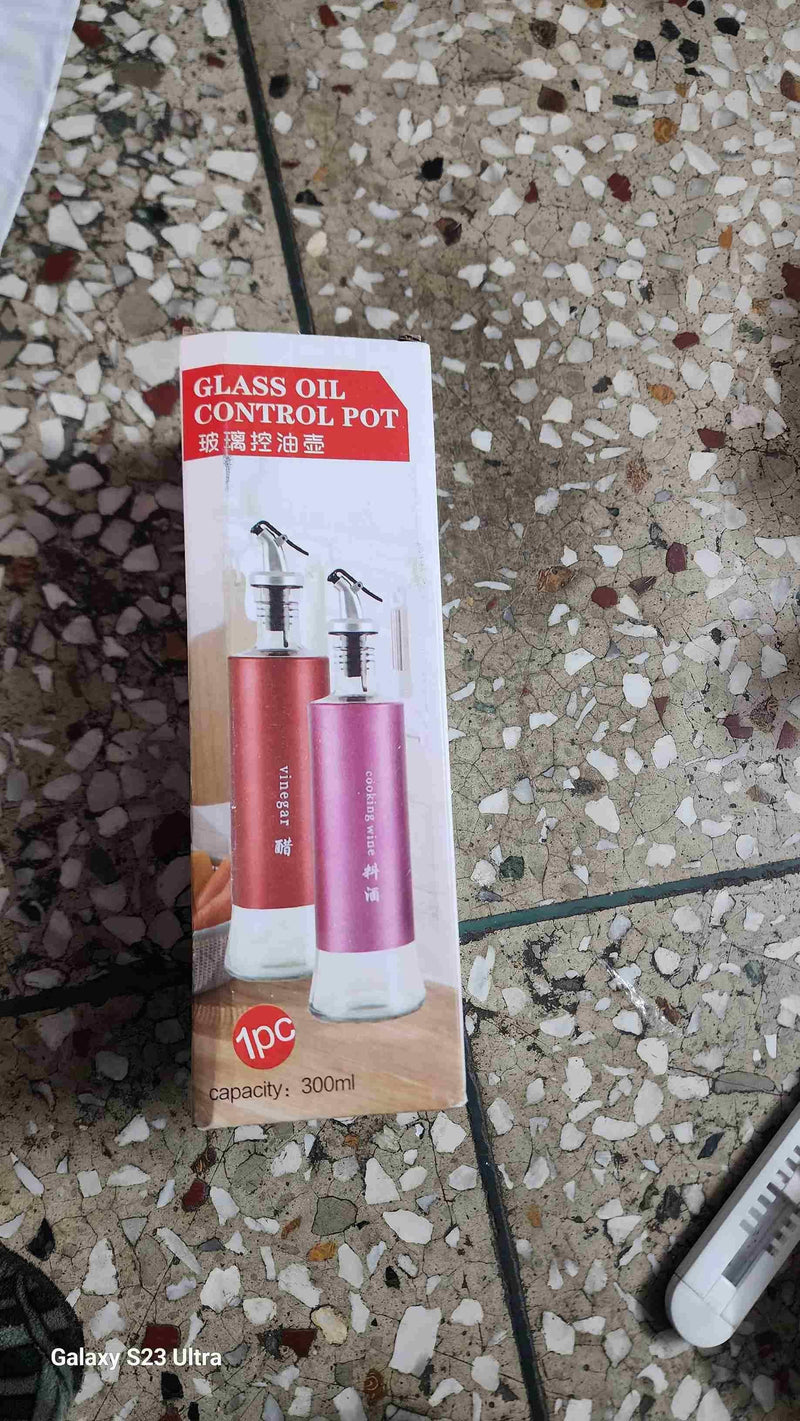Oil Dispenser Bottle Automatic Opening and Closing Oil Pot - Shopandsave